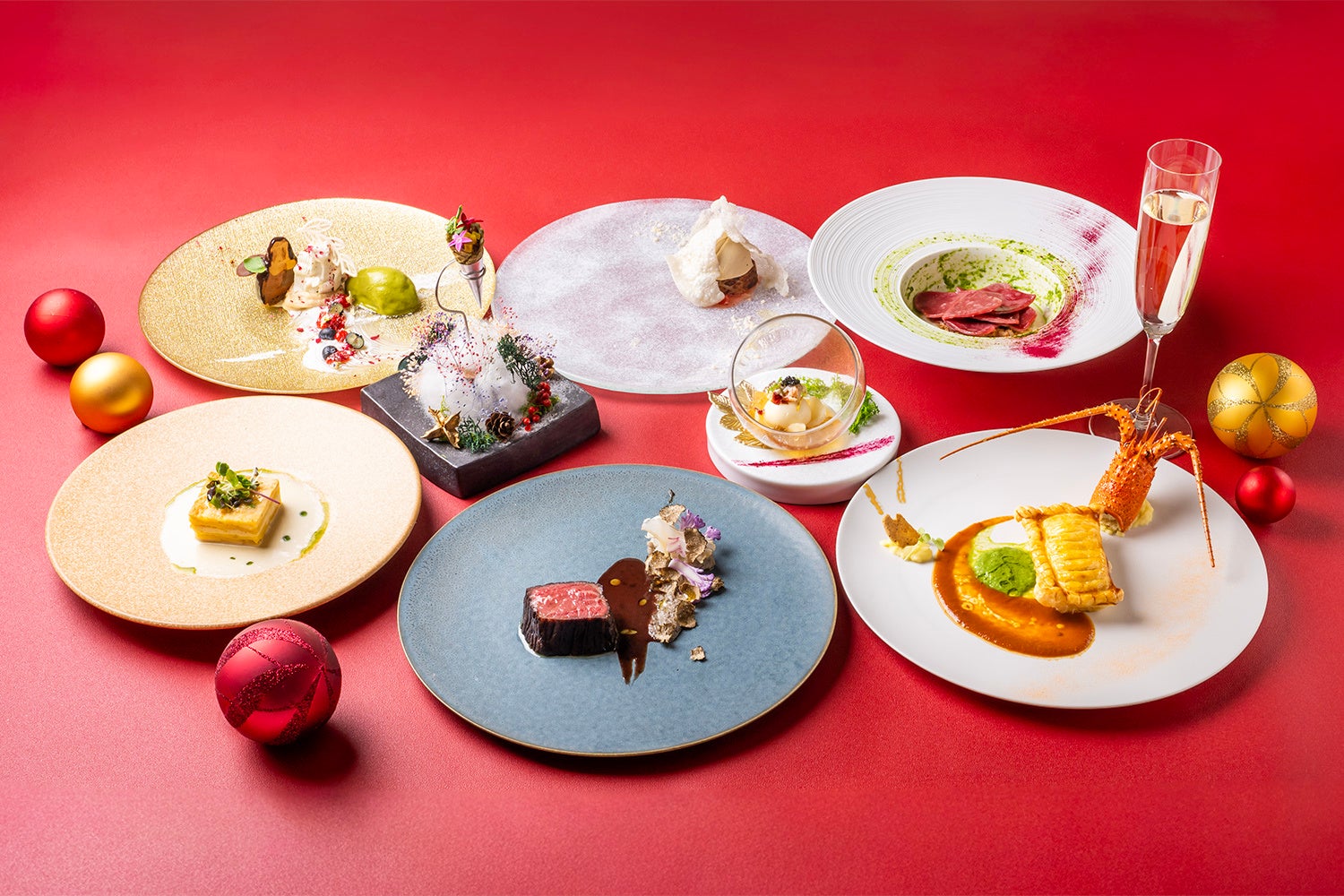 物語仕立てのコースを味わう特別なクリスマス。Ｘｍａｓディナーコースご予約受付中
