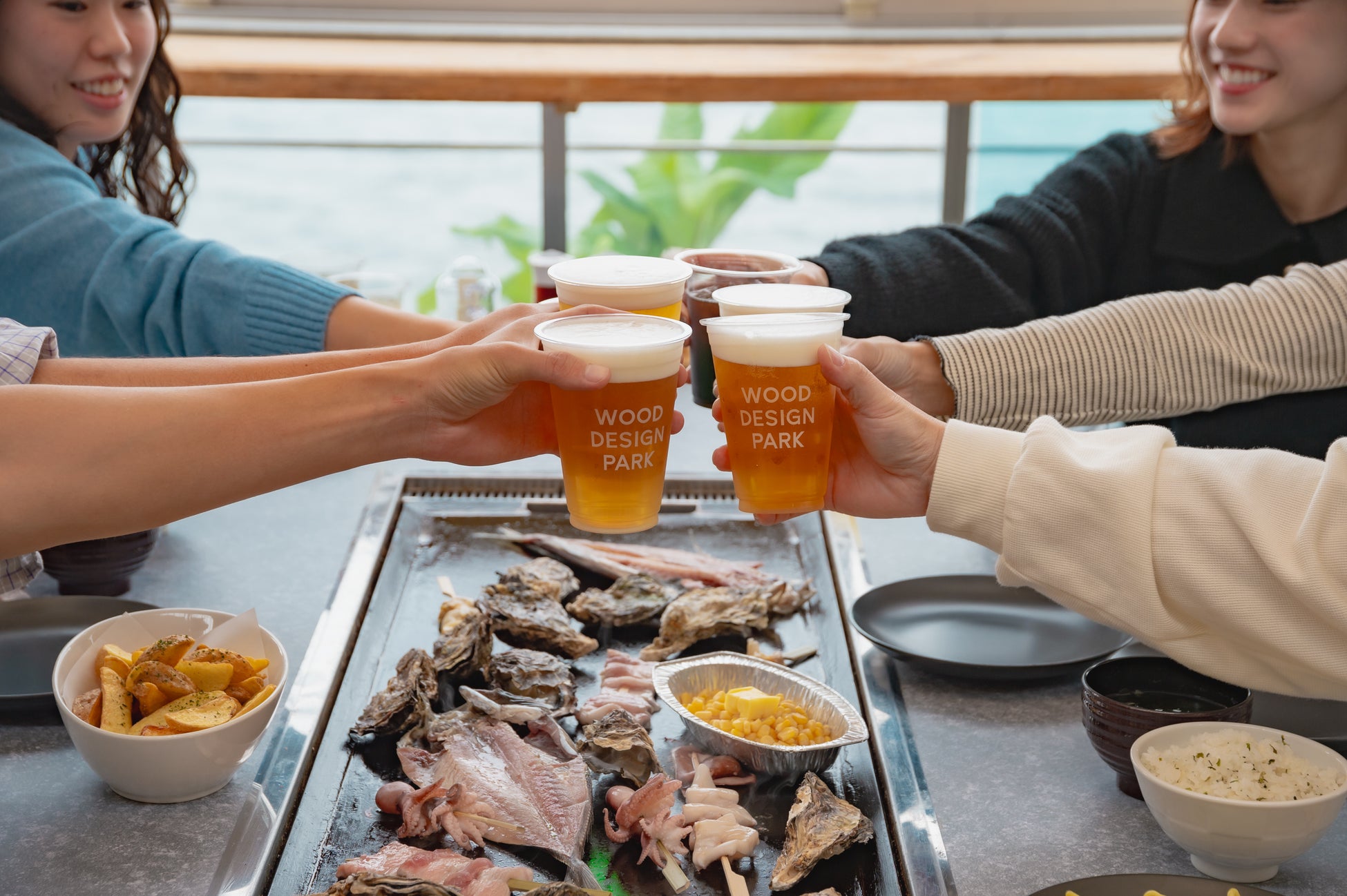 【愛知・知多半島】牡蠣小屋の新提案！牡蠣・海鮮食べ放題に加え、“大人6名以上限定”グループ向け飲み放題プランを開始！