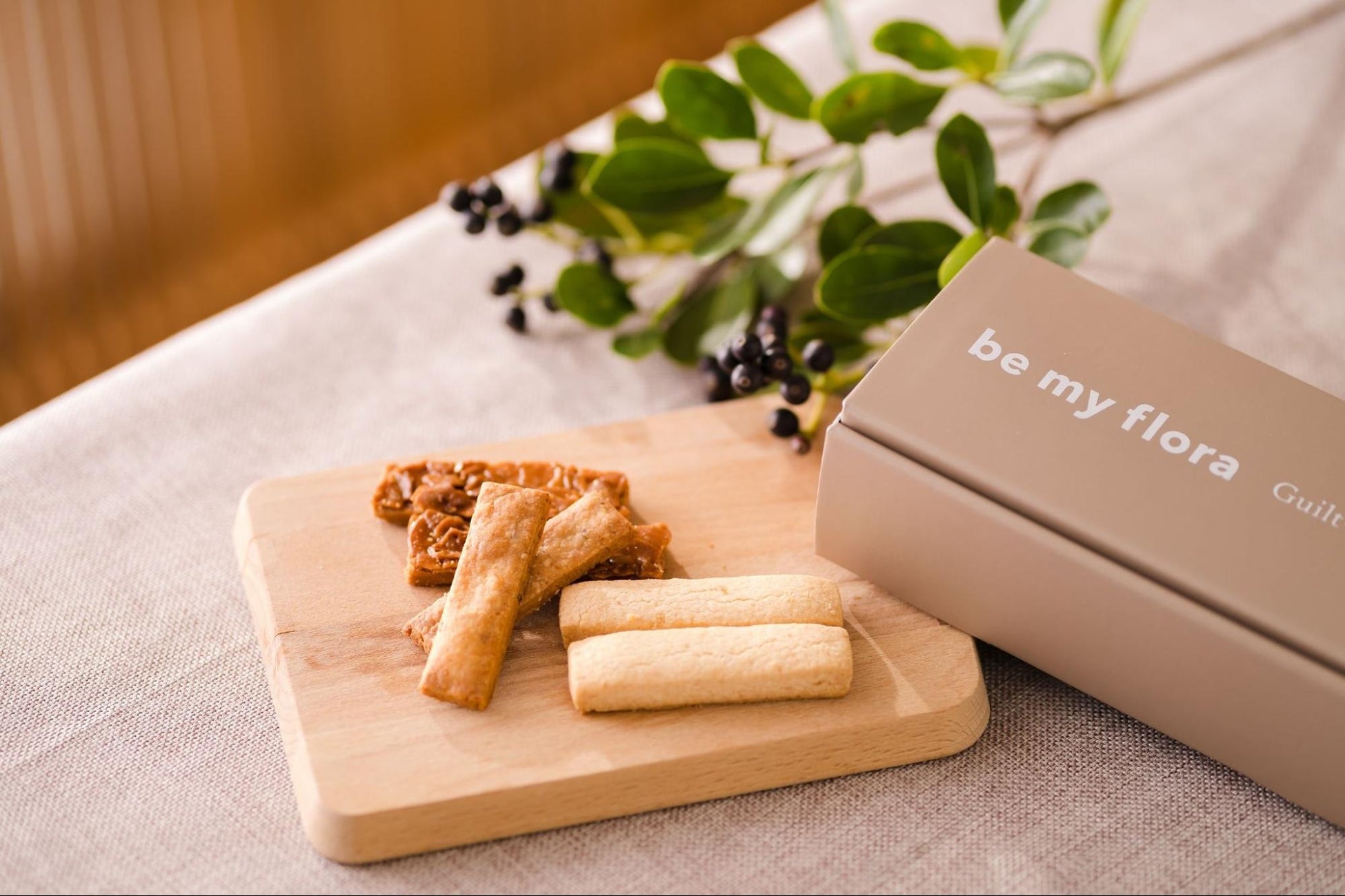 ラ・メゾン・デュ・ショコラから、新年を華やかに彩り幸福を味わうBonne Année 2026 セレクション、パティスリーやハッピーバッグ3品が2026年1月に販売開始。