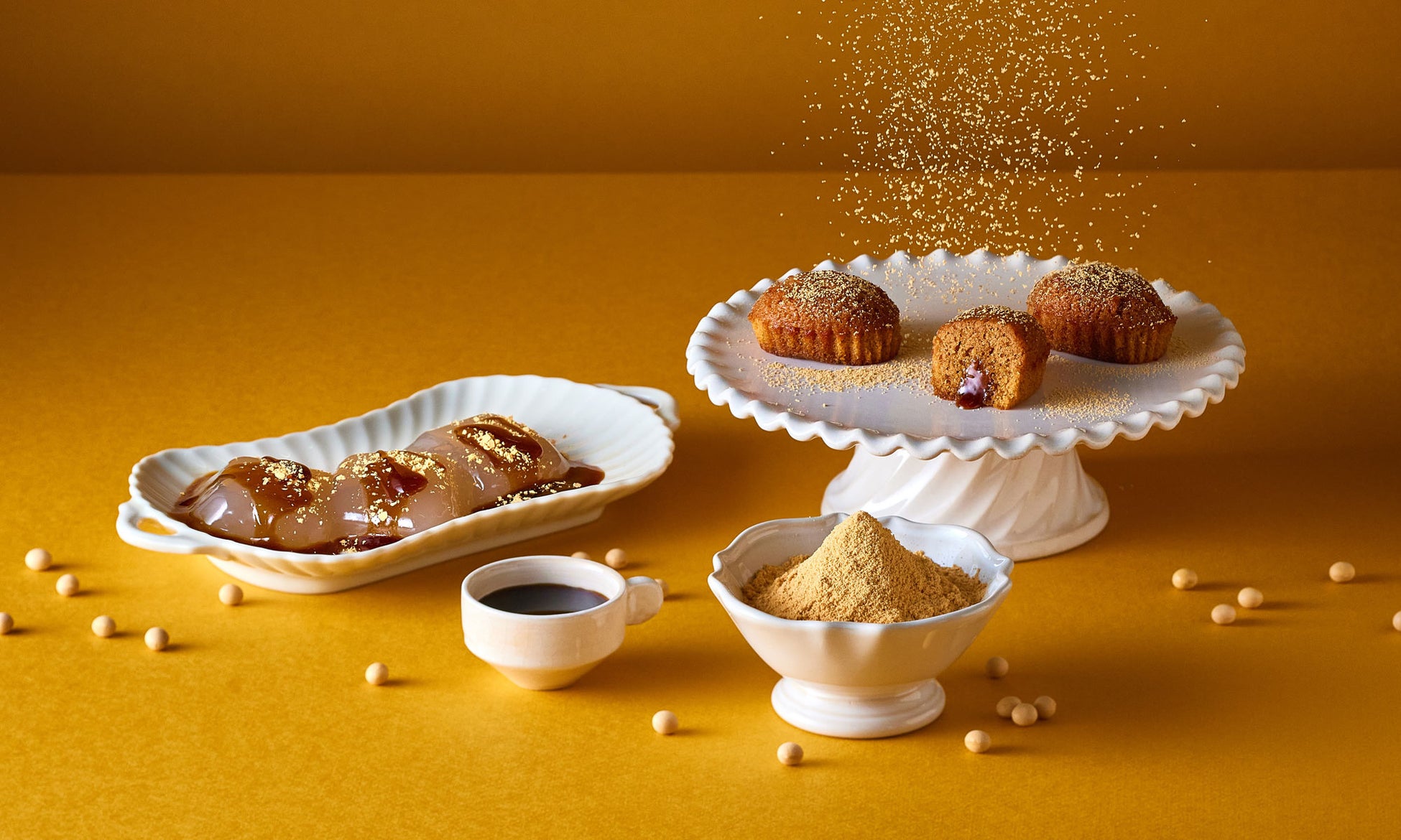 【Afternoon Tea】さくふわ食感！甘酸っぱい苺のスコーンサンドなど、苺づくしの冬限定スイーツ＆ティーを発売