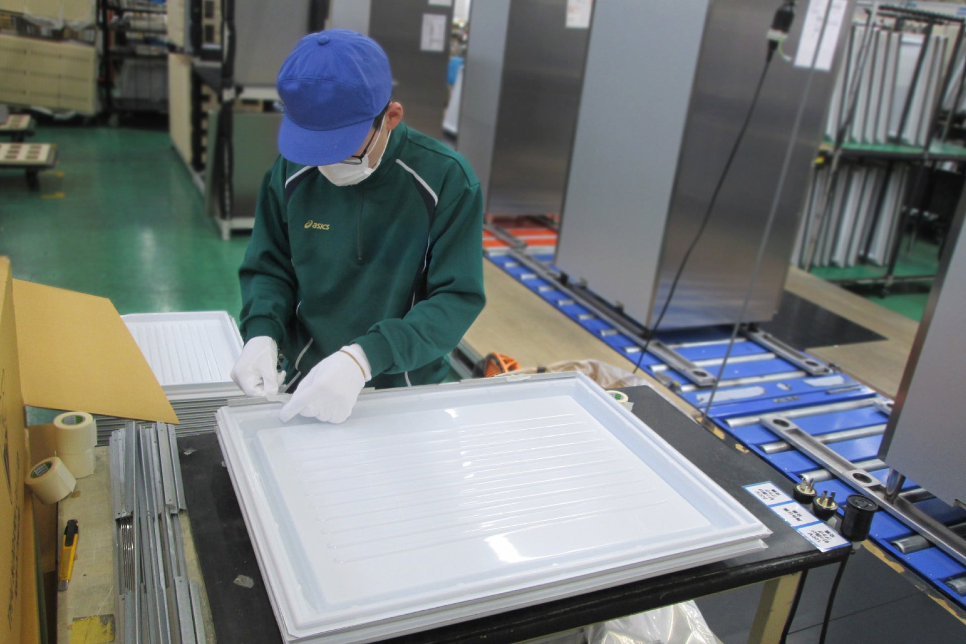 ＼クリスマスのおでかけはここで決まり！／　春日部市役所がイルミネーションで彩られる2日間　ご好評のクリスマスマーケットを今年も開催