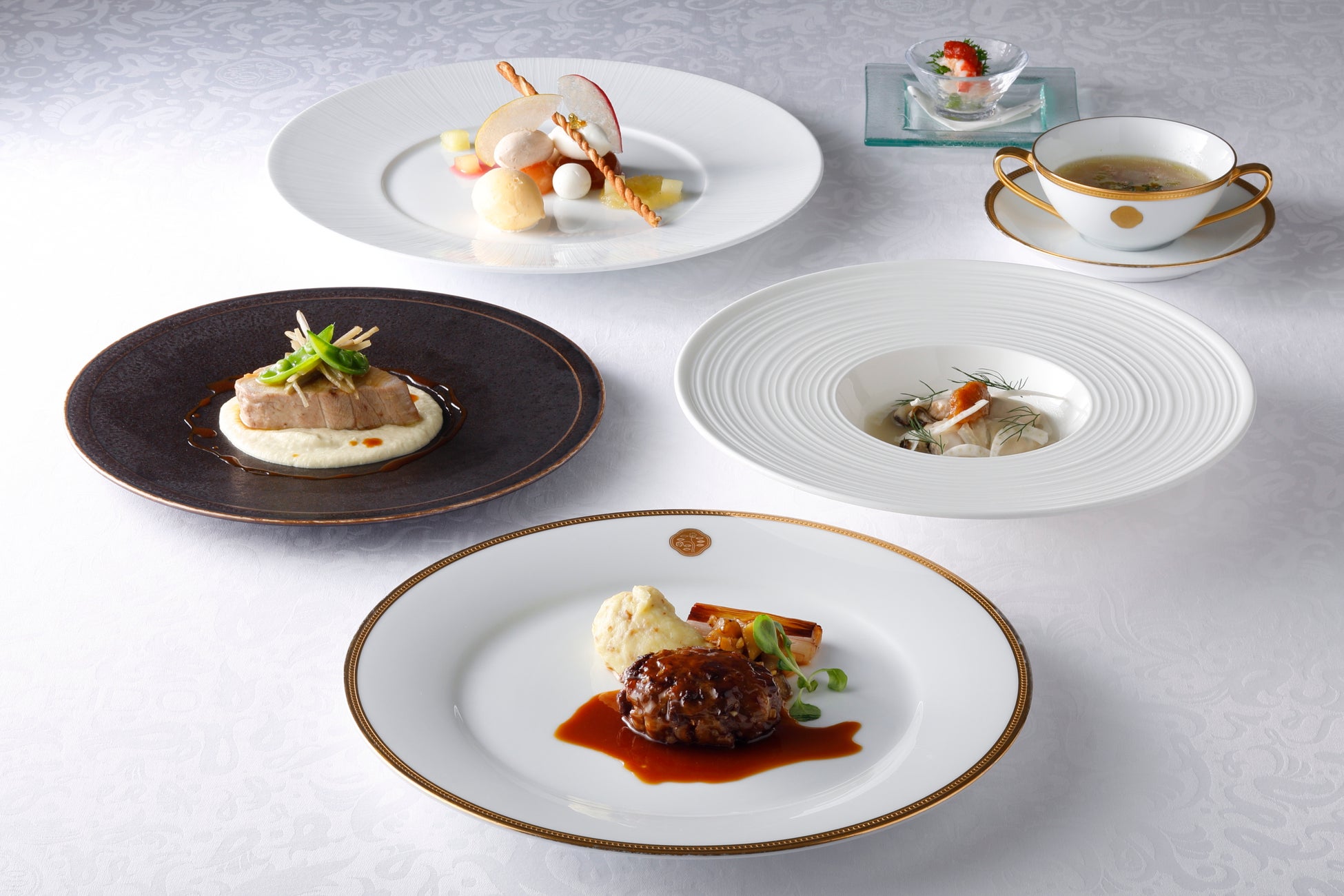 人気ネタ「みなみ鮪中とろ」「ほたて」入りの「海鮮丼」や「鯛スープの塩ラーメン」、もちもち「和デザート」などをお得なセットメニュー価格で楽しめる!「冬のごちそう ワクワクキャンペーン」開催!