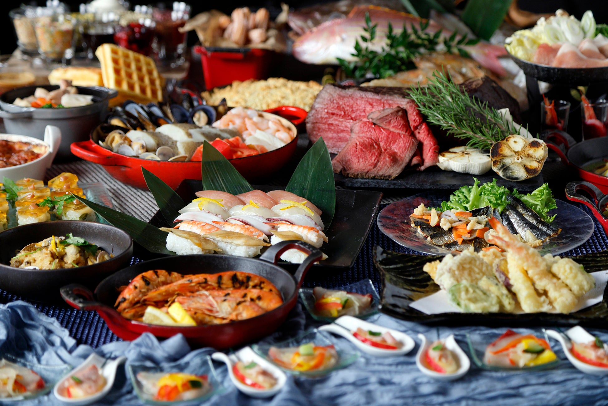 柚子の名産地に立地する「安富PA上下線(中国自動車道/兵庫県姫路市)」の人気No.1メニュー「柚子塩ラーメン」に追加セット「追い茶漬け」を新発売。2025年12月17日(水)より提供開始!