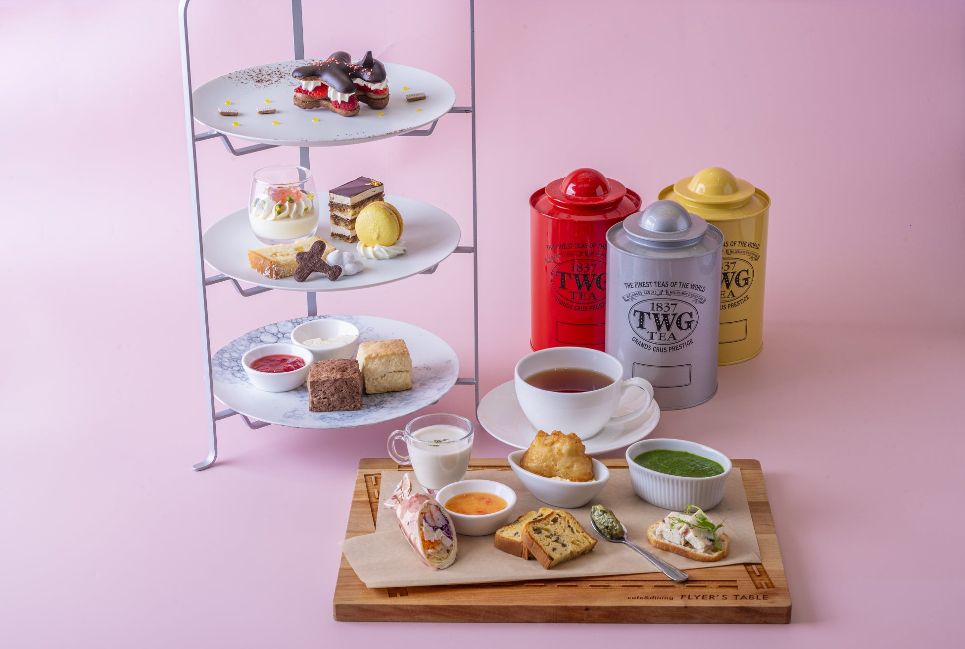 【羽田エクセルホテル東急】春限定のFLYER’S Afternoon Tea空港直結のホテルでしか味わえない、特別なミニ飛行機シューを提供！