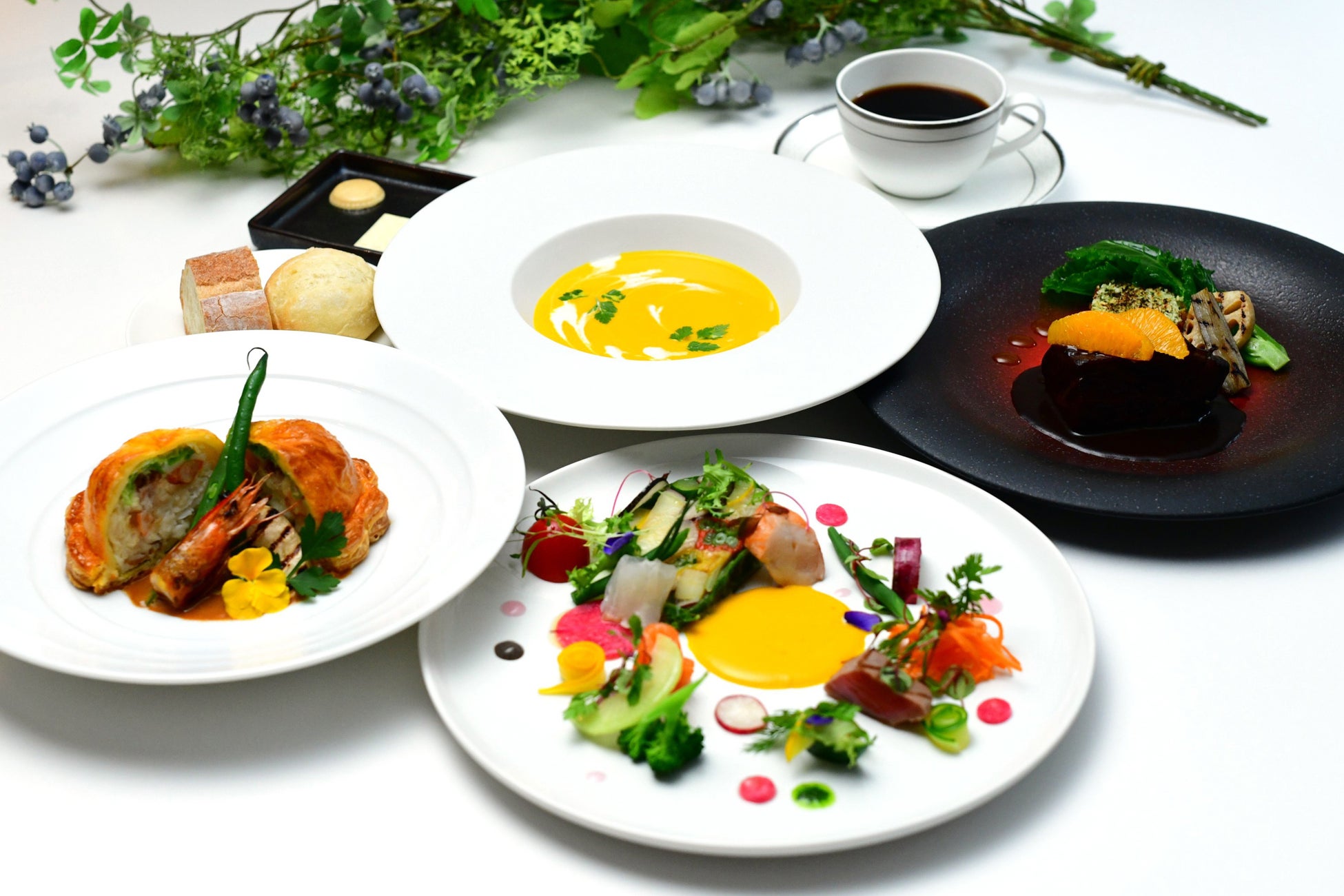 前菜が主役？ 30種以上の旬野菜を味わう、北新地「アントレーズ」のフレンチランチ