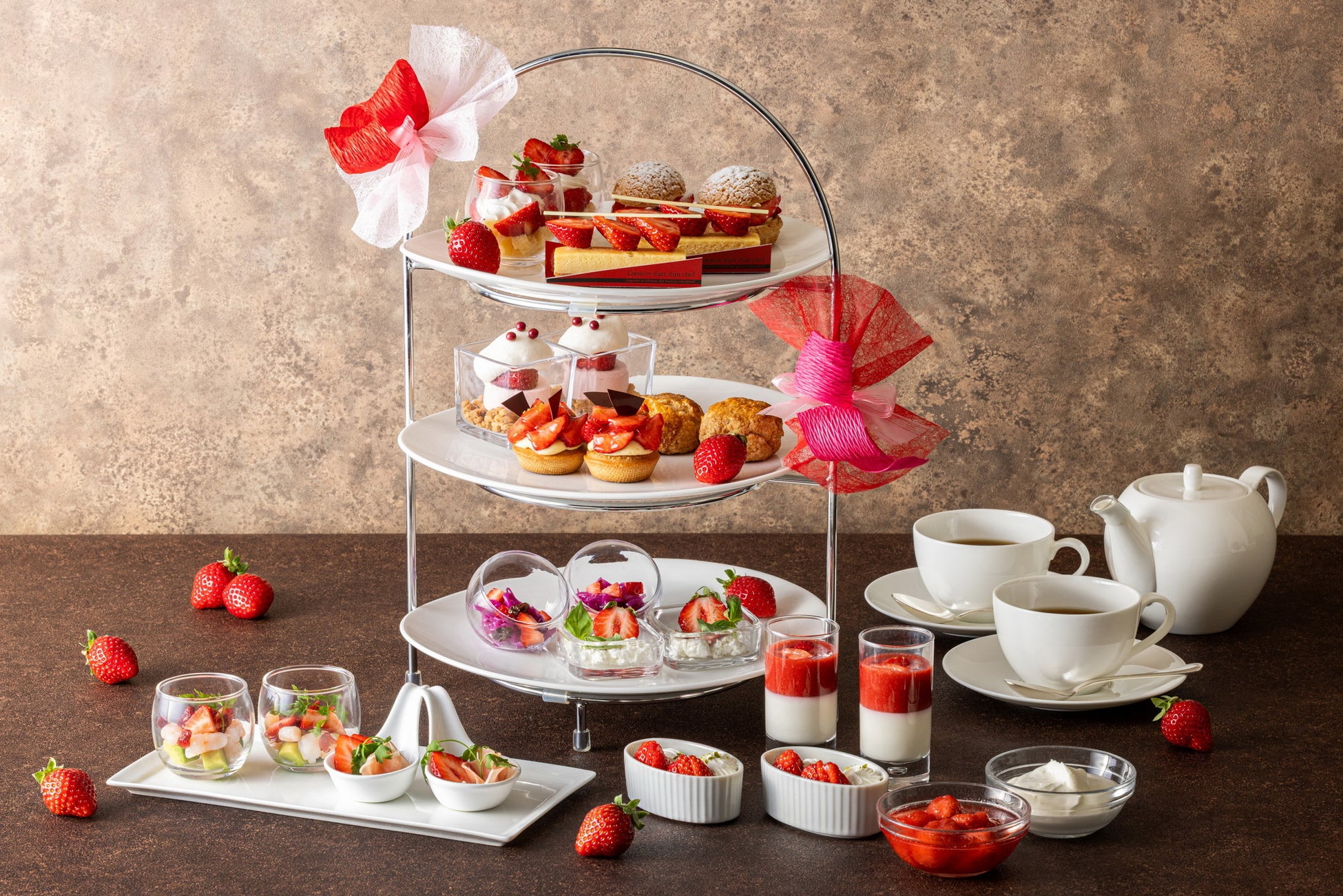 バレンタインは、パリ仕込みの愛を贈る。400年の歴史を紡ぐグランメゾンより発表。