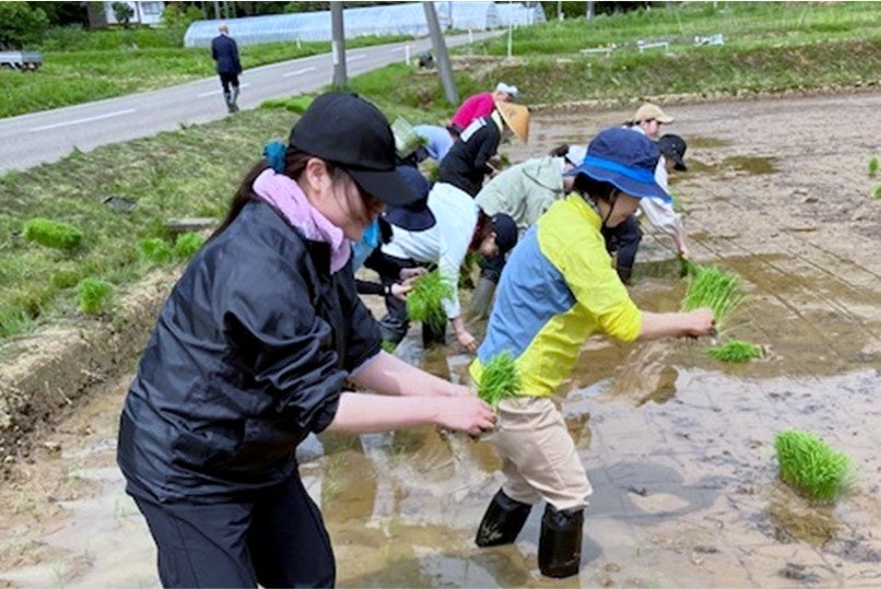 女性杜氏が手がける日本酒「天晴（あっぱれ）」を12月よりカクヤス限定販売、新潟酒販主催“女性のための日本酒づくり”プロジェクト「READY!LADY!READY!」に参画
