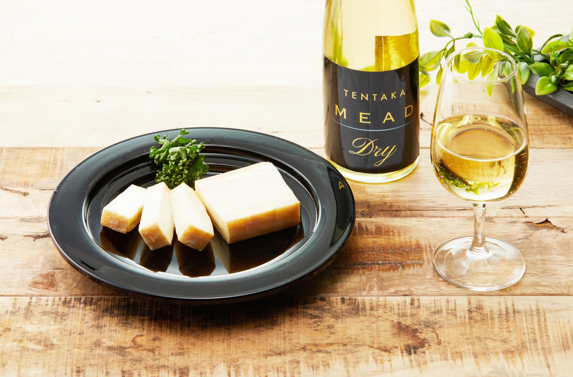 【支援額100万円突破！】酒蔵がつくる食中酒になるドライミード（蜂蜜酒）のクラウドファンディング、ネクストゴールに挑戦！