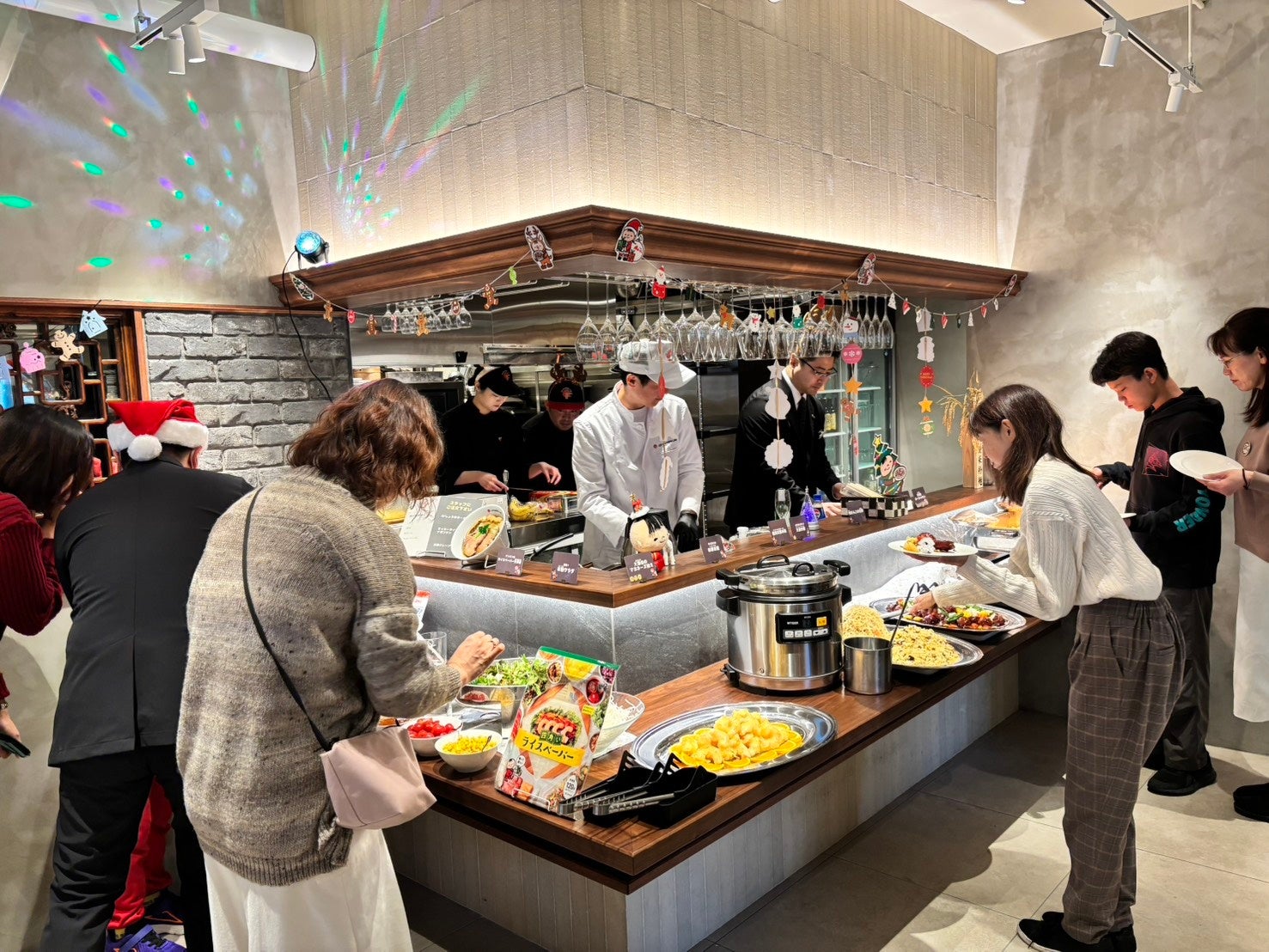 クリスマス ファミリーGFブッフェを開催しました