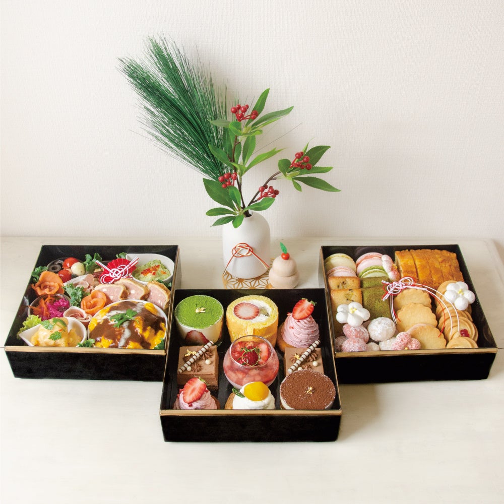 【新春限定】全国1位パンケーキカフェが贈る“スイーツお重”