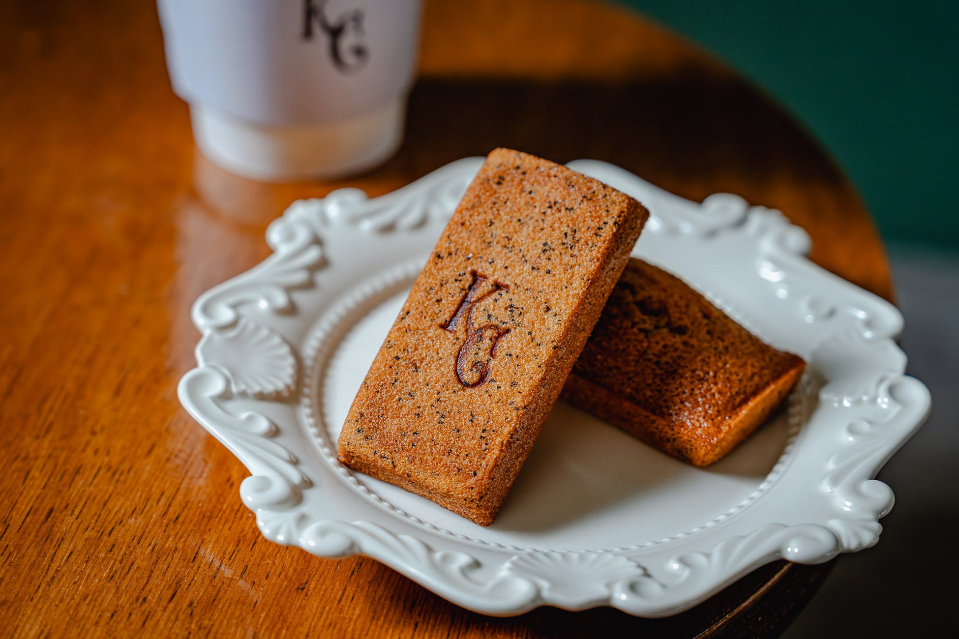 蔵前の焼きたてカヌレ専門店「KURAMAE CANNELÉ」、蔵前本店・エキュート上野店で紅茶の香り豊かな「紅茶フィナンシェ」期間限定登場