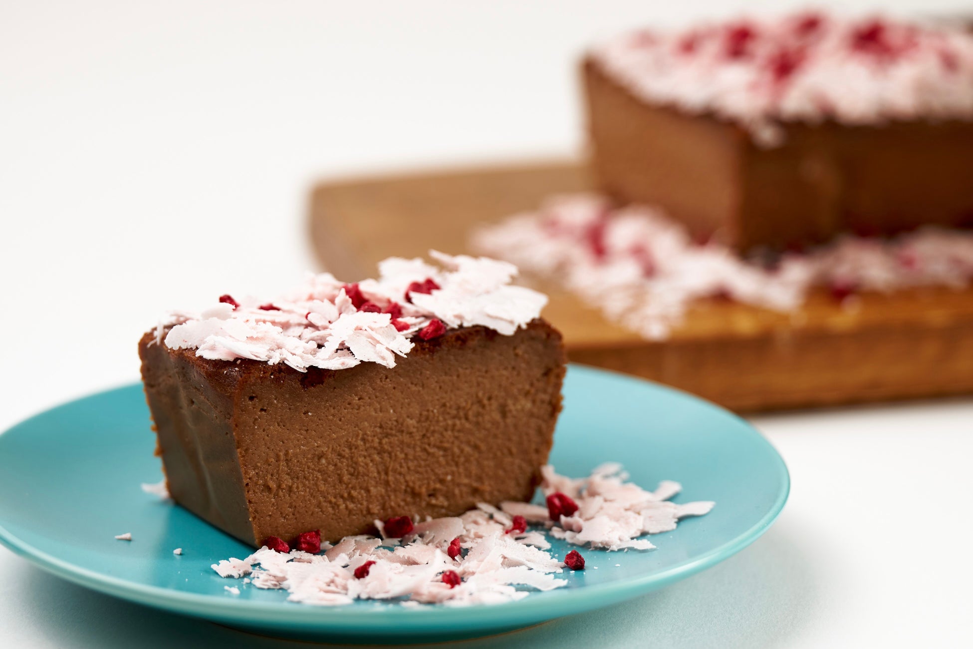 【MARK IS みなとみらい限定】UNI COFFEE ROASTERYの人気メニュー「なめらかバスチー」に、バレンタイン限定『いちごショコラ』が登場。1/14(水)より期間限定販売