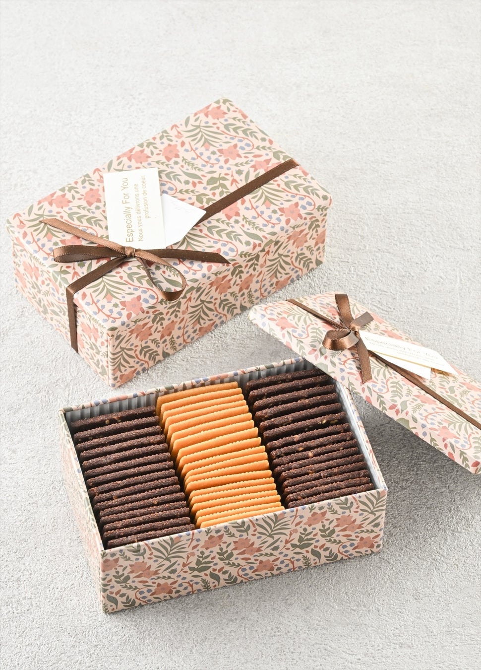 「スシロー×食べログ」全国名店監修シリーズ!大阪府・吹田市の行列必至の実力店“極麺 青二犀”監修「黒胡椒 濃口黒醤油ラーメン」が登場!