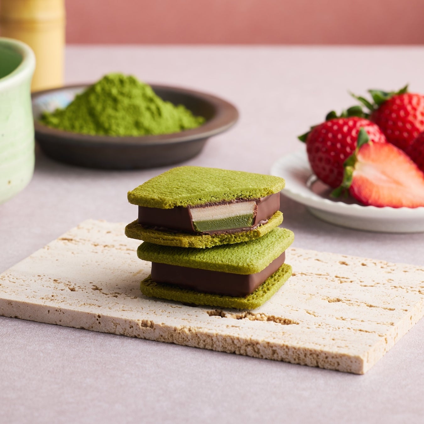 【今年も好評】苺＆抹茶の贅沢な味わい。京都の老舗茶屋・伊藤久右衛門と、横浜発チョコレート専門店VANILLABEANSのコラボレーション「ショーコラ・いちご抹茶コレクション」オンラインにて数量限定販売
