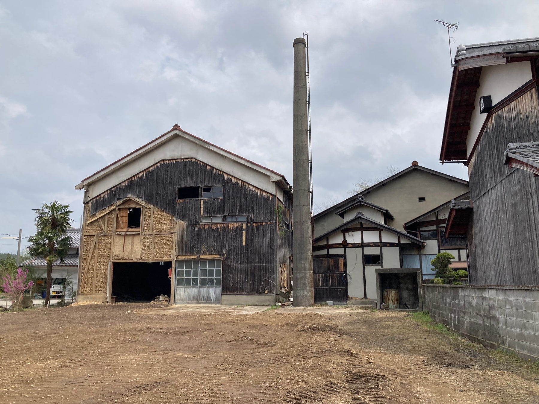 地域資源を活かしたハーブリキュール「SATONOWA No.3 Kuromoji & Perilla」をリリース