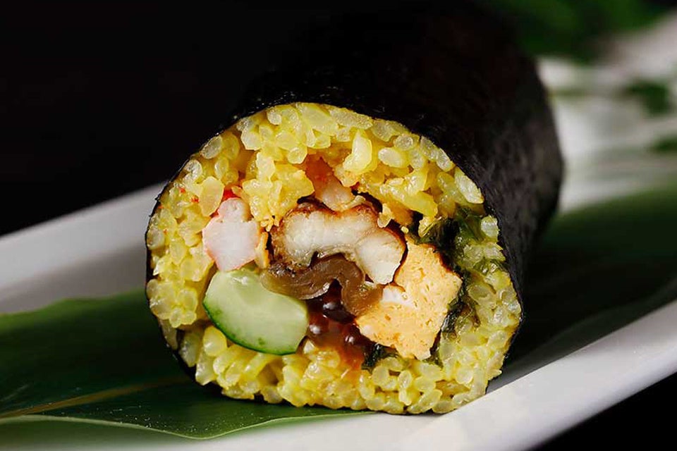 福を巻き込み、願いを込めて。黄金に輝くサフラン酢飯で仕立てた、珠玉の『恵方巻』を3日間限定で販売