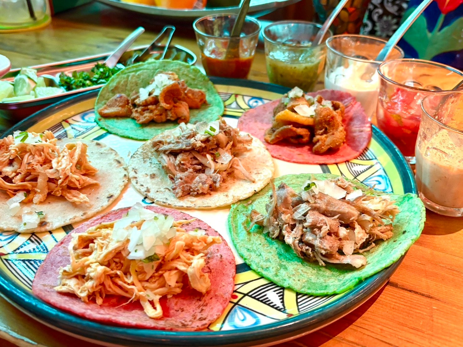 【日本にメキシカン革命を】モダンメキシカンの先駆者「AVOCADO」が、創業15年の集大成として“赤字覚悟”のタコス食べ放題を解禁！