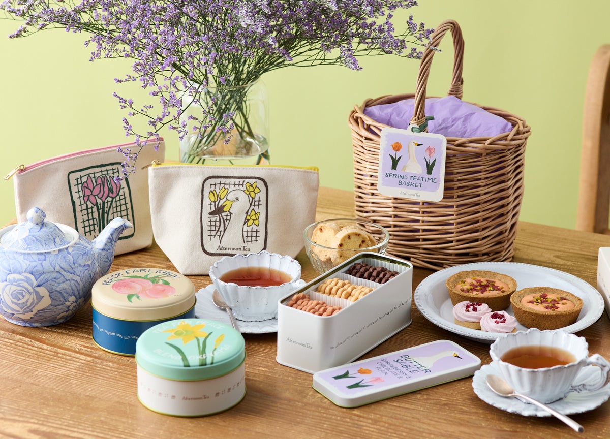 【Afternoon Tea】苺やお花のモチーフをあしらった《スイーツ＆ティー》、フルーツ×抹茶の新作ティーやLee Izumidaさんの世界観が楽しめるブック型ギフトなど限定パッケージで発売