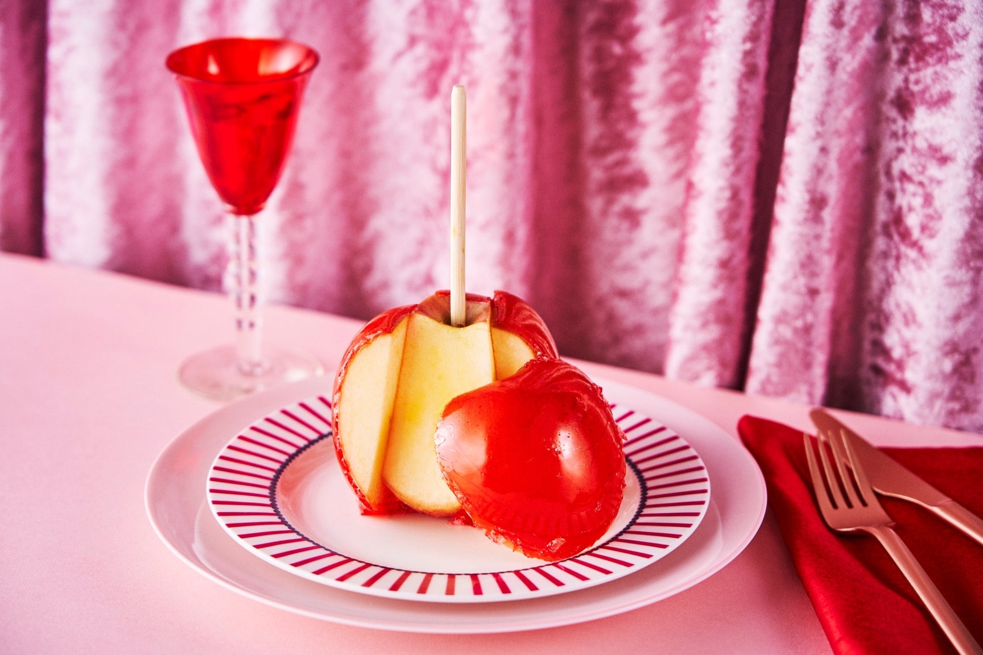 【近鉄和歌山バレンタイン催事に再上陸】毎回行列必須！代官山Candyapple 本格りんご飴を1/30〜2/15 近鉄百貨店和歌山店で期間限定販売!!