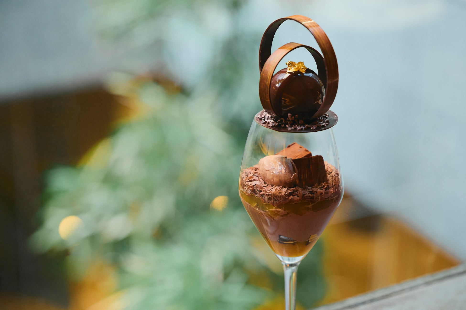 心ほどける甘いバレンタインのひとときを　ショコラの芸術と柑橘の芳香が響き合う期間限定パルフェ「パルフェ・ショコラ・オランジュ」を提供