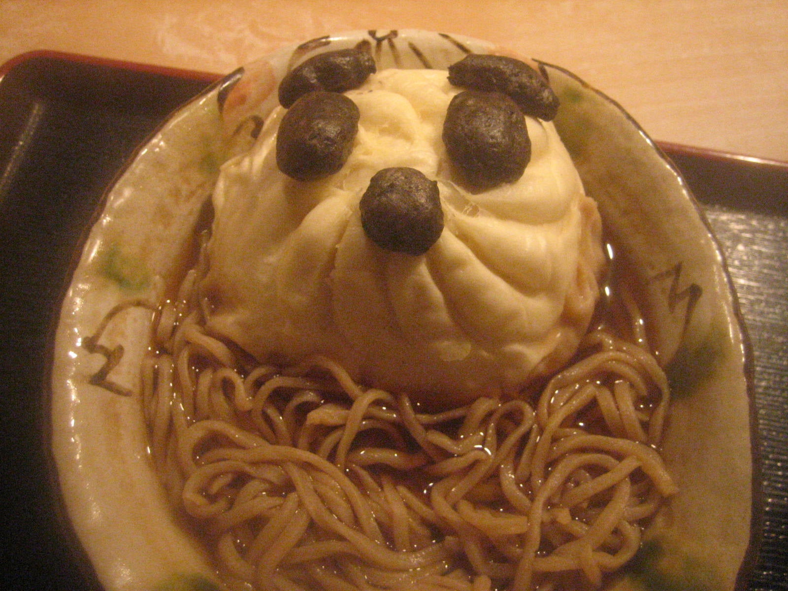 松戸のそば店が日中友好を祈願する「パンダまん」そば1/25発売