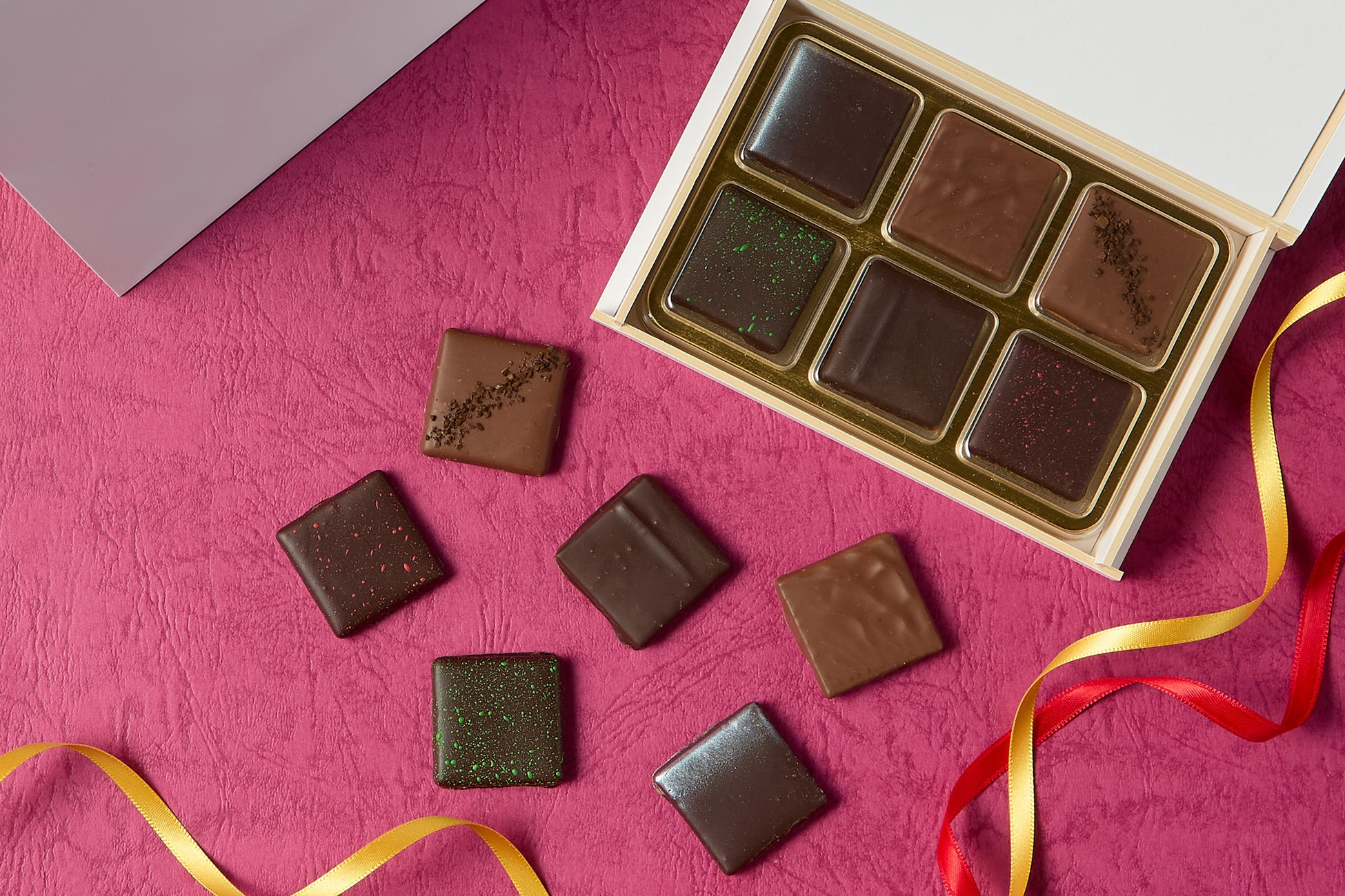 【明治記念館】“一粒のショコラが与える至福のひと時”「プレミアム・ボンボン・ショコラ」バレンタインデーや大切な方へのギフトに