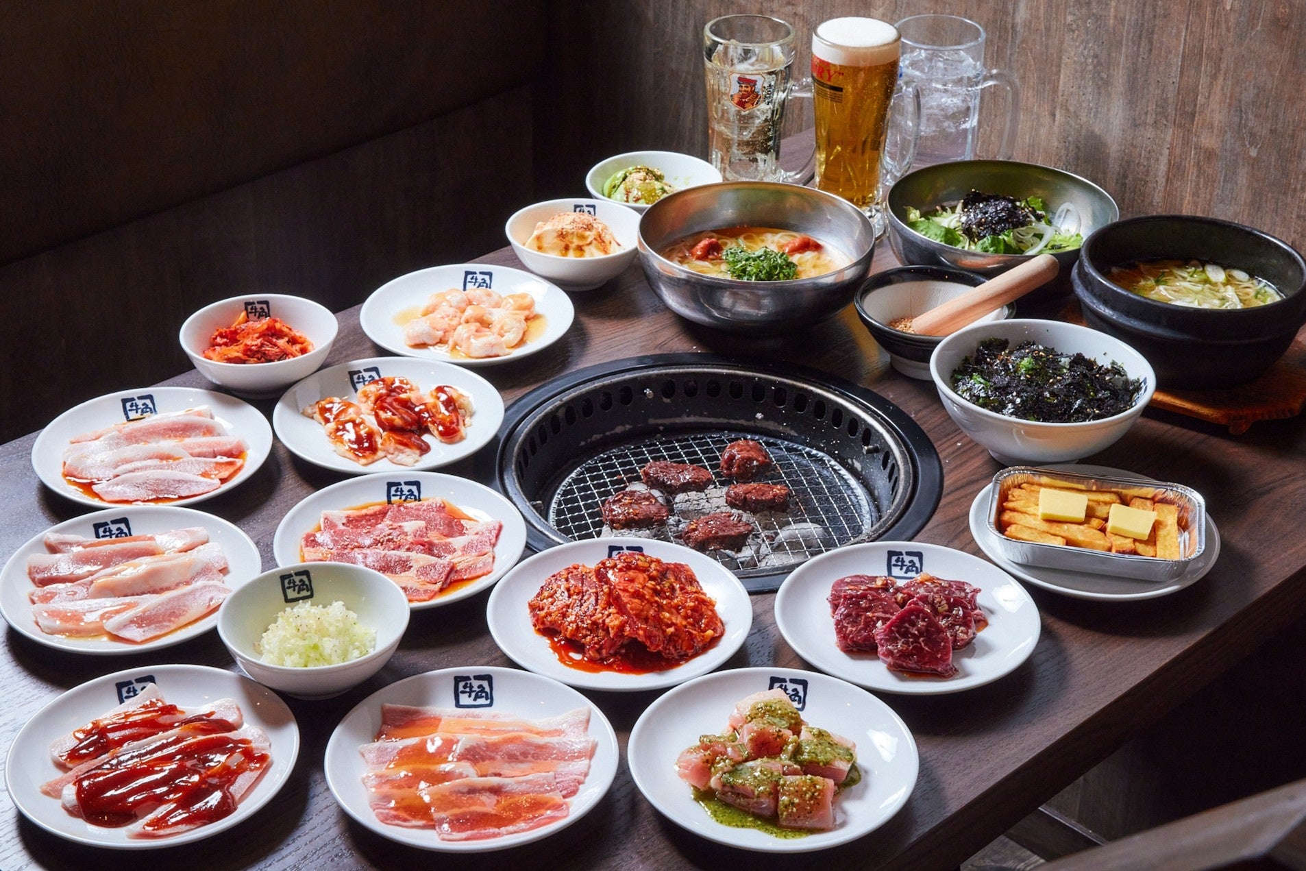 【「牛角」肉の日 第二弾】年に一度の「肉の日祭り」開催！生ビール190円・カルビ290円など、20品以上が何皿・何杯でも特別価格～2月9日「肉の日」を記念した特別企画～