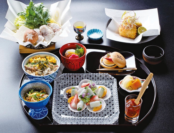 【明治記念館】２月の平日ランチ限定！旨みが冴える季節—縁起のよい”ふく”尽くしの贅沢会席「ふく尽くし御膳」