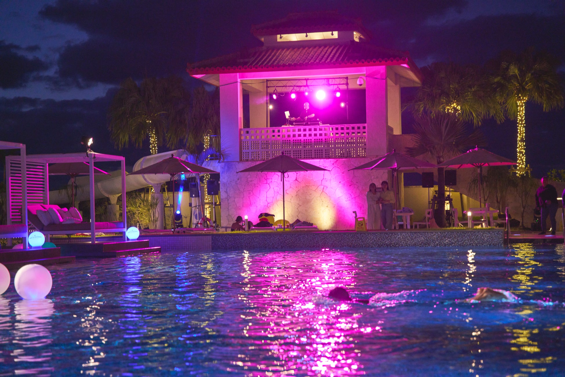 【東京都昭島市】イベントバーFu…で開催中の「マジック・スナック」が30回を突破