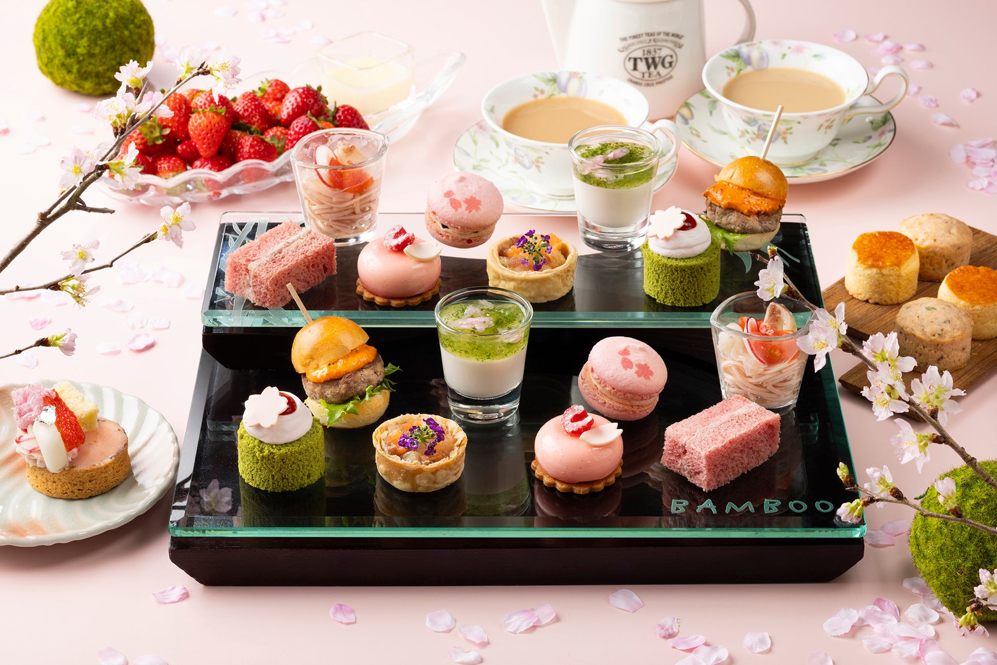 【シェラトン都ホテル東京】春限定「桜のアフタヌーンティー」を提供　桜香る華やかスイーツと彩りセイボリー