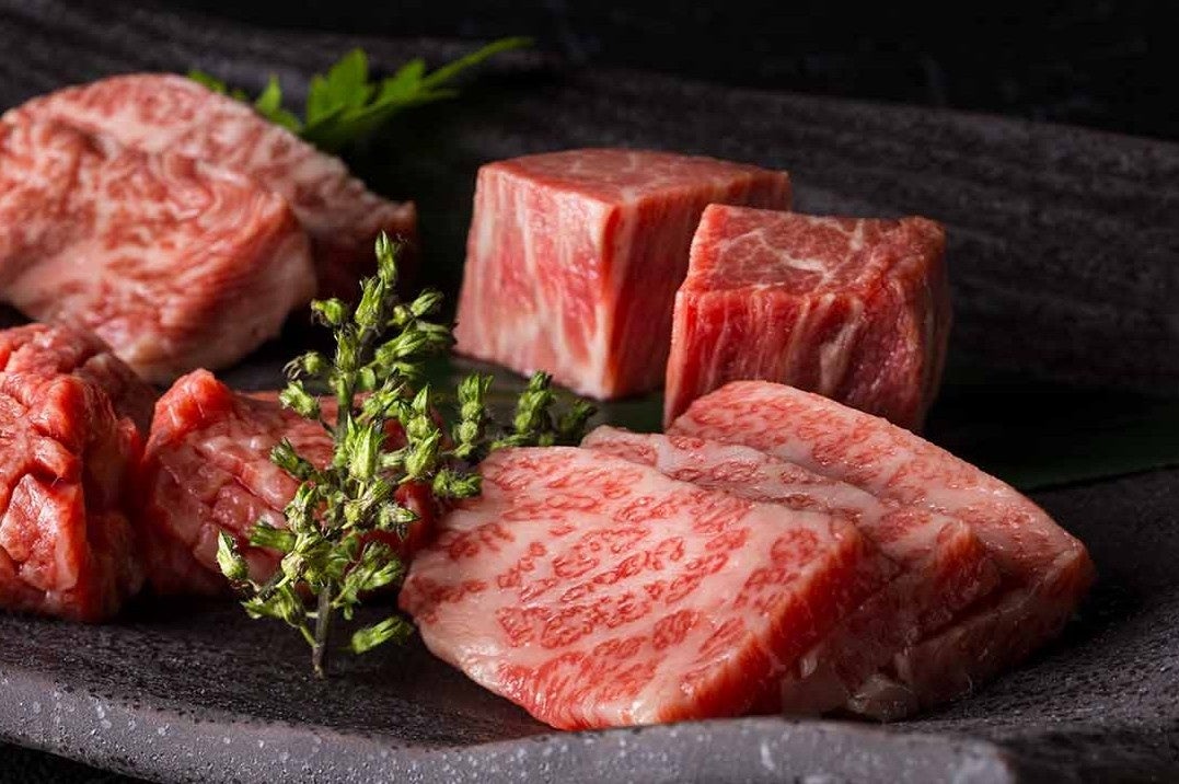 【かみむら牧場】年に一度の「肉の日」特別企画！29分の１の確率で最大1万円が当たる！？開運招福くじ引きキャンペーンを3日間限定で開催します！！