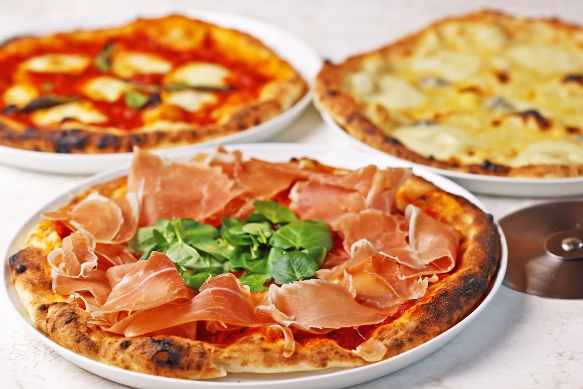 大阪天王寺「チーズミート」、本格窯焼きナポリピッツァを含む全90種以上の食べ放題が驚きの1,990円に！半額キャンペーンを2月16日よりスタート