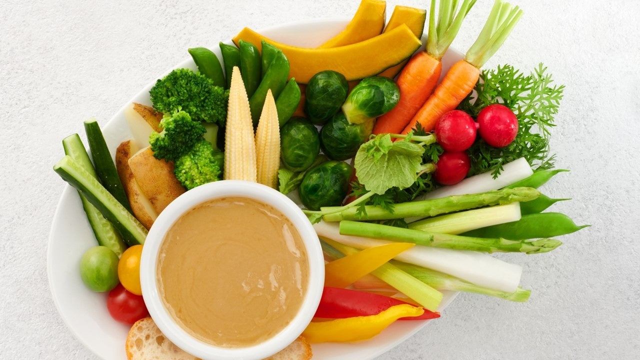 “切るだけ調理”なのに外食気分！家では作れない味わいで野菜がごちそうに『バーニャカウダ風 アンチョビガーリックソース』新発売