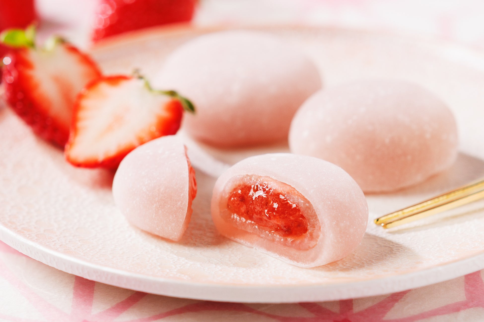 NiziU全国アリーナツアー「NiziU Live with U 2026“NEW EvoNUtion”」愛知公演にあわせたコラボイベントの開催について