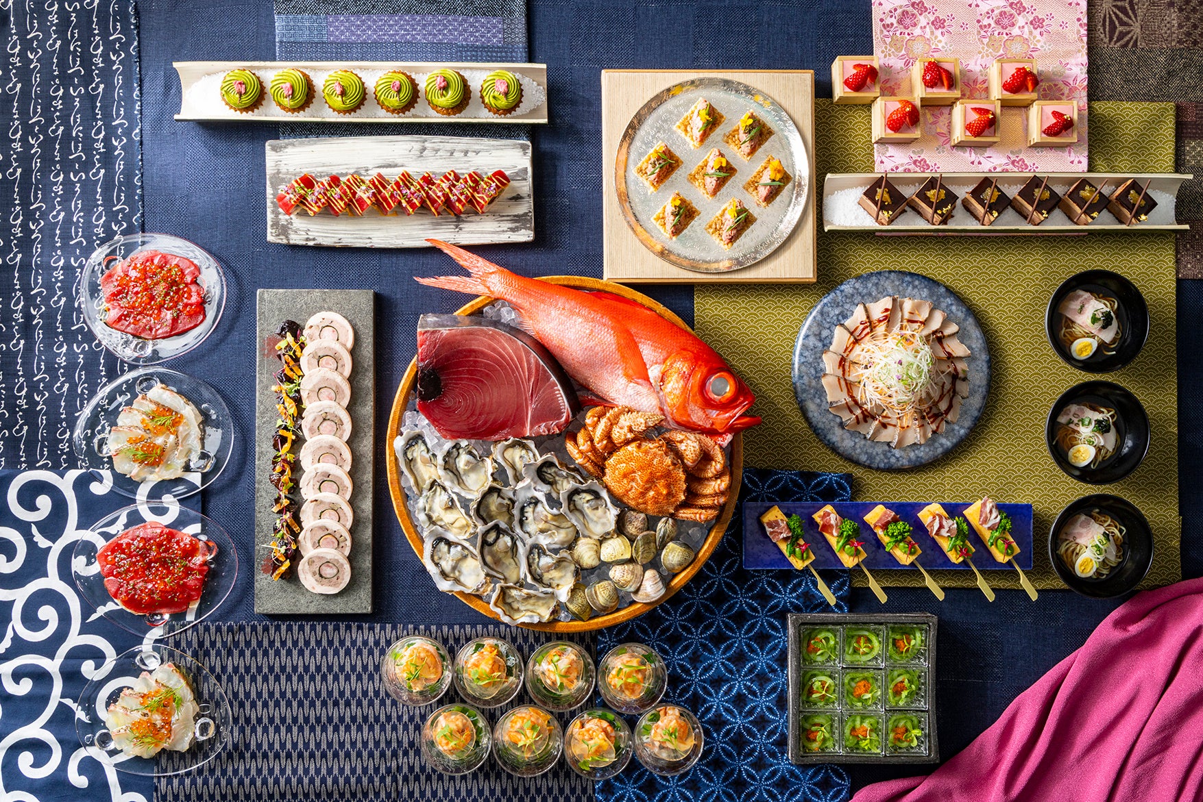 【nana’s green tea】春の定番「桜」シリーズが今年も登場。苺のショートケーキをモチーフにしたパフェと、桜あん×苺のティーゼリーラテを2月24日より発売