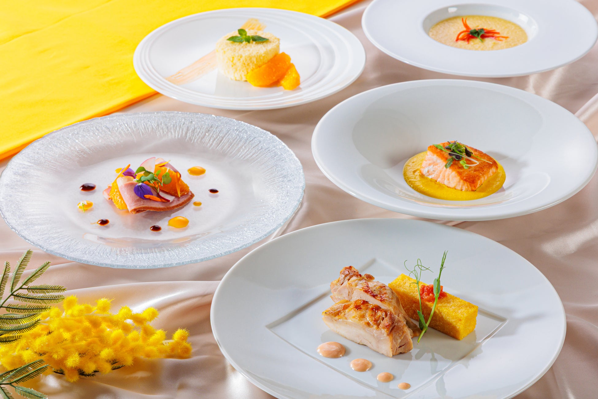 【東京ステーションホテル】4つのテーマでウイスキーの魅力を学ぶホテルイベント〈オークに集う、ウイスキーの嗜み〉