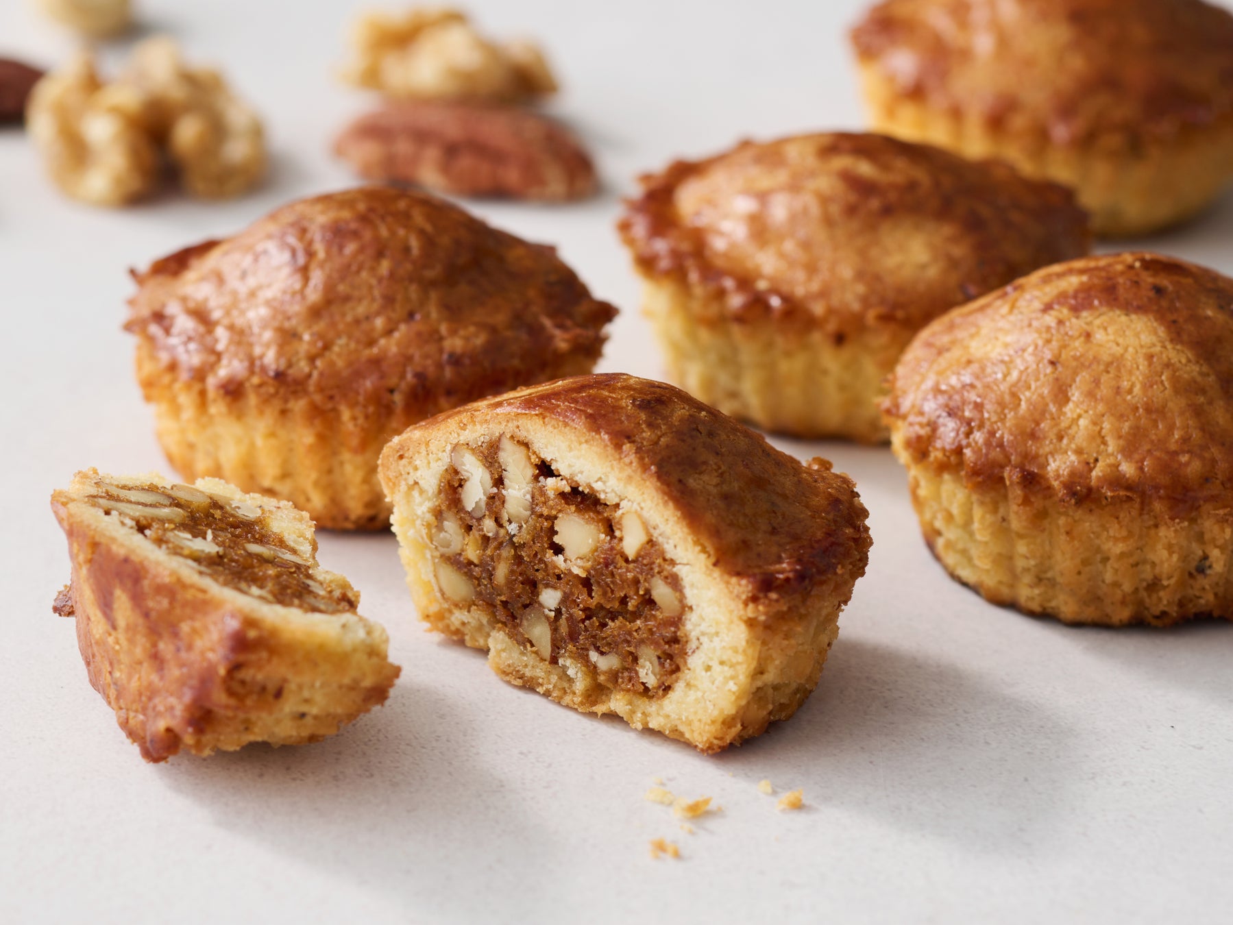 【新商品！】小樽洋菓子舗ルタオから、期間限定でキャラメルとナッツの風味豊かなガレット、「ガレット キャラメルノワ」を販売いたします