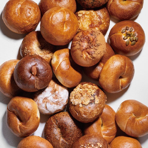 【大丸梅田店初出店】「むぎゅ」「もち」「ふか」の異なる食感！行列の絶えない大人気のベーグル専門店＜テコナベーグル＞が期間限定で登場！