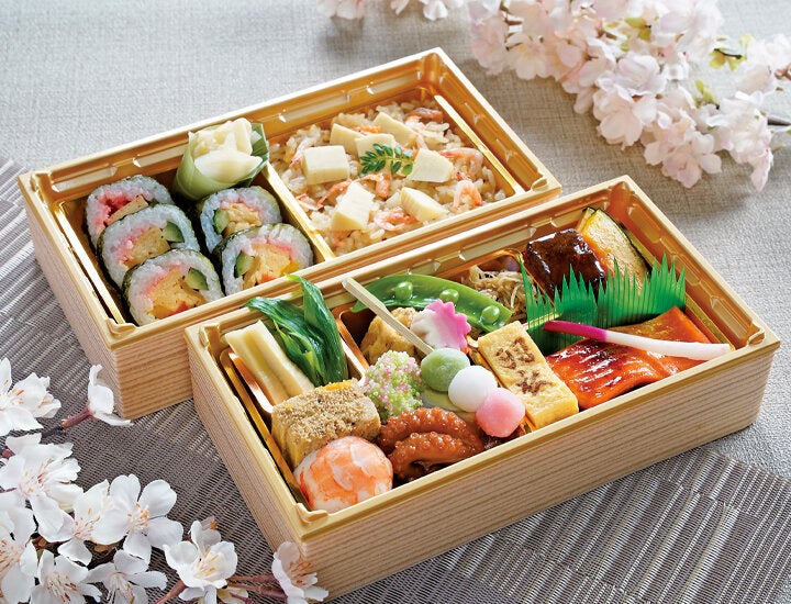 【明治記念館】桜とともに味わう春の贅-鮨・天麩羅・鉄板焼「羽衣」の華やぎお花見弁当、3月1日より登場！