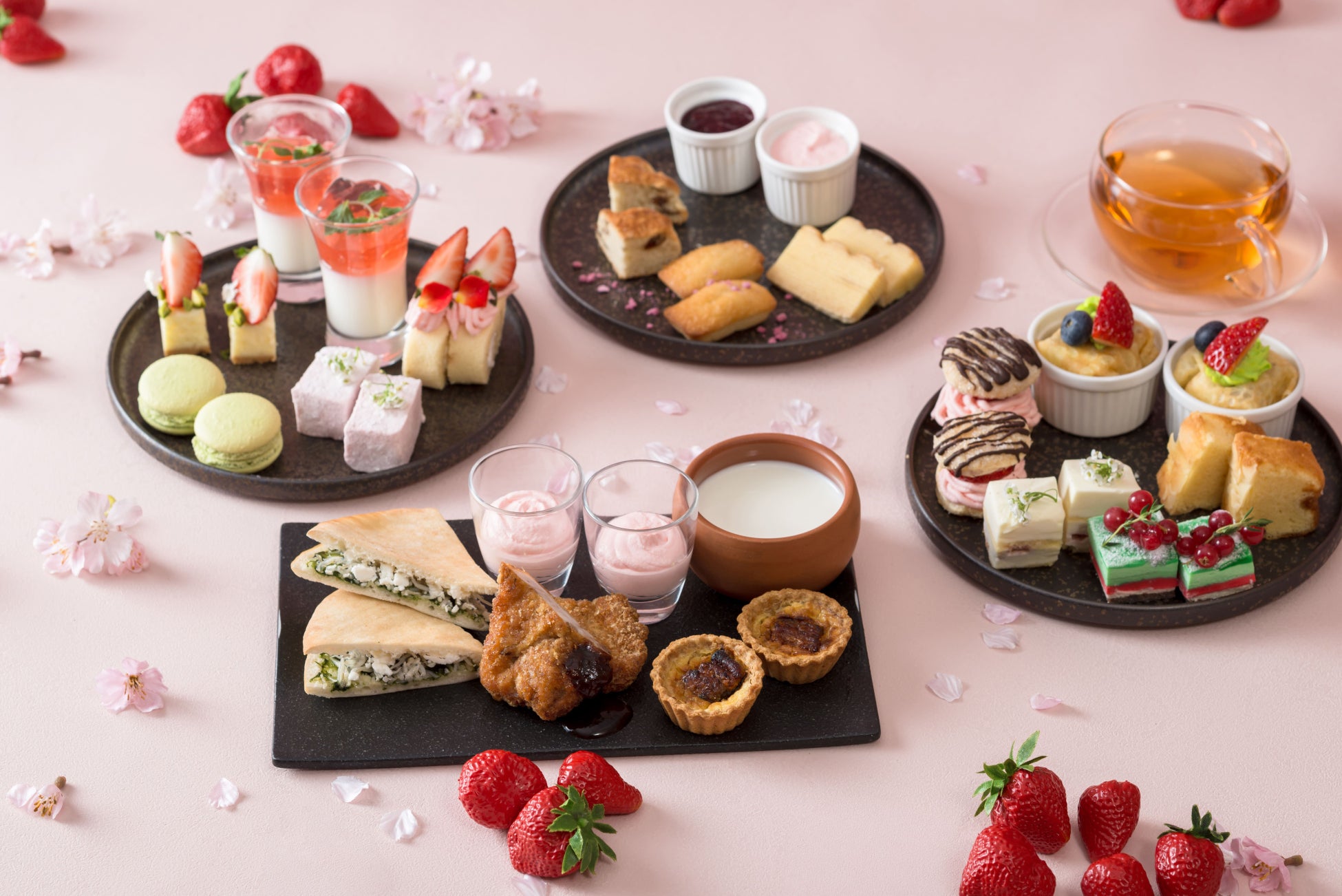 名駅徒歩5分の絶景レストランで堪能する春のひととき 春限定「いちごと桜のスプリングアフタヌーンティー」