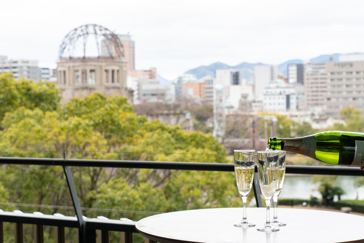 愛媛県愛南漁協と連携し「愛南の真鯛」の魅力を米国で発信!コラボメニューを米国「つじ田」系列 5店舗にて販売