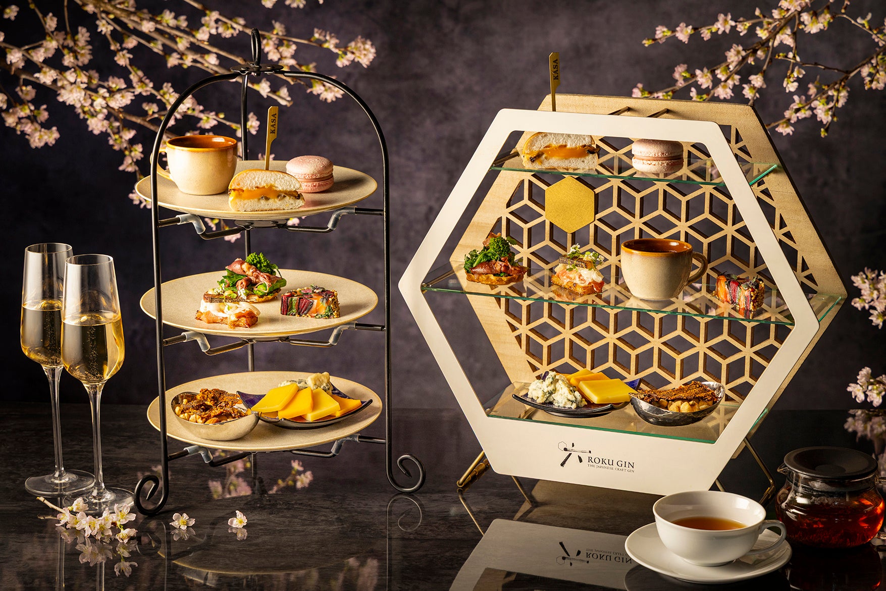 【プルマン東京田町】窓一面に広がる桜を望む春の夜「夜桜ハイティー」で37種類のフリーフローとともに春の食材を心ゆくまで