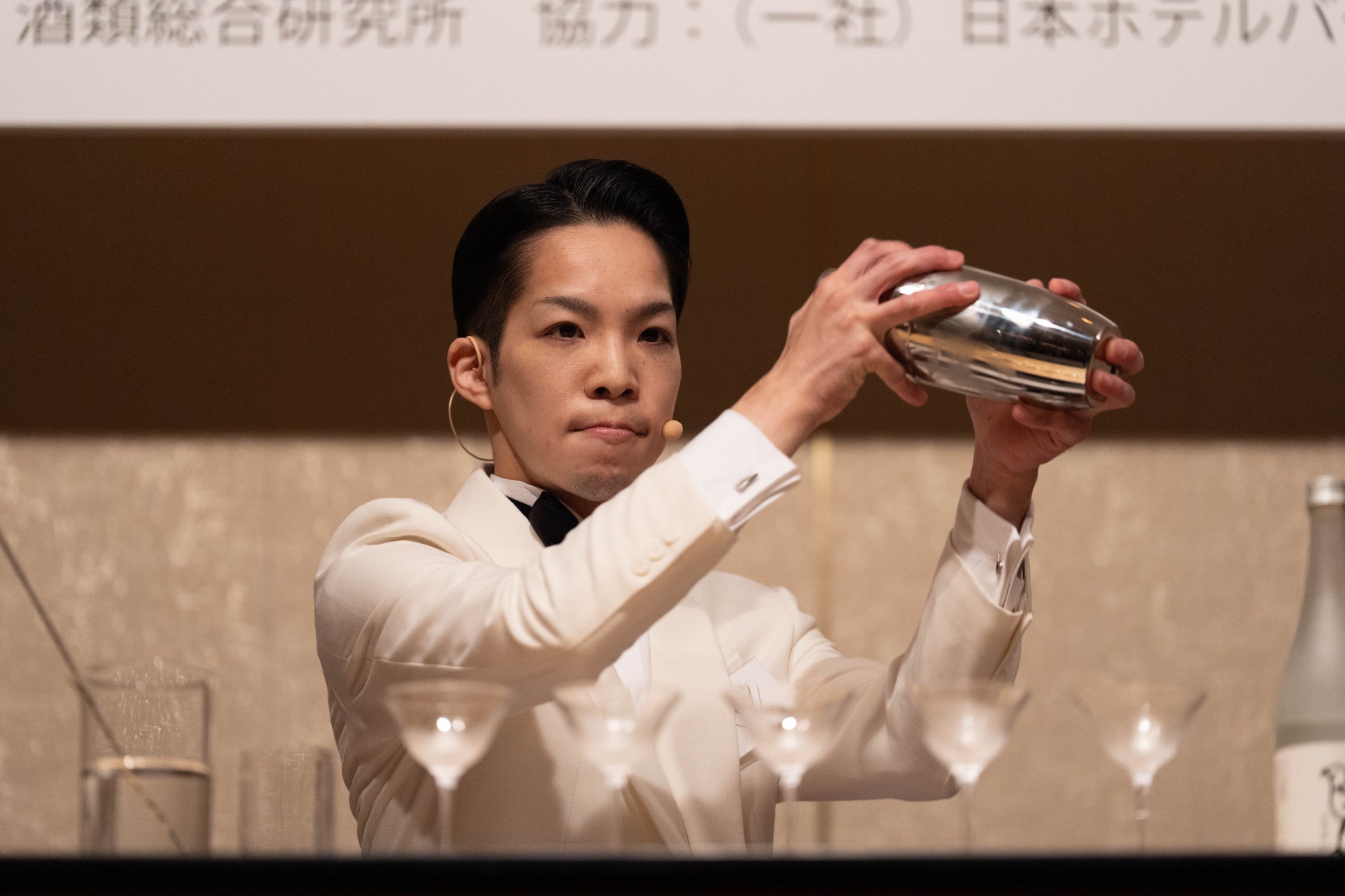 「第8回 本格焼酎＆泡盛カクテルコンペティション」結果発表。花見文化をテーマにした米焼酎ベースのカクテル「花宴(ハナノエン)」考案の吉澤 翔太氏が優勝