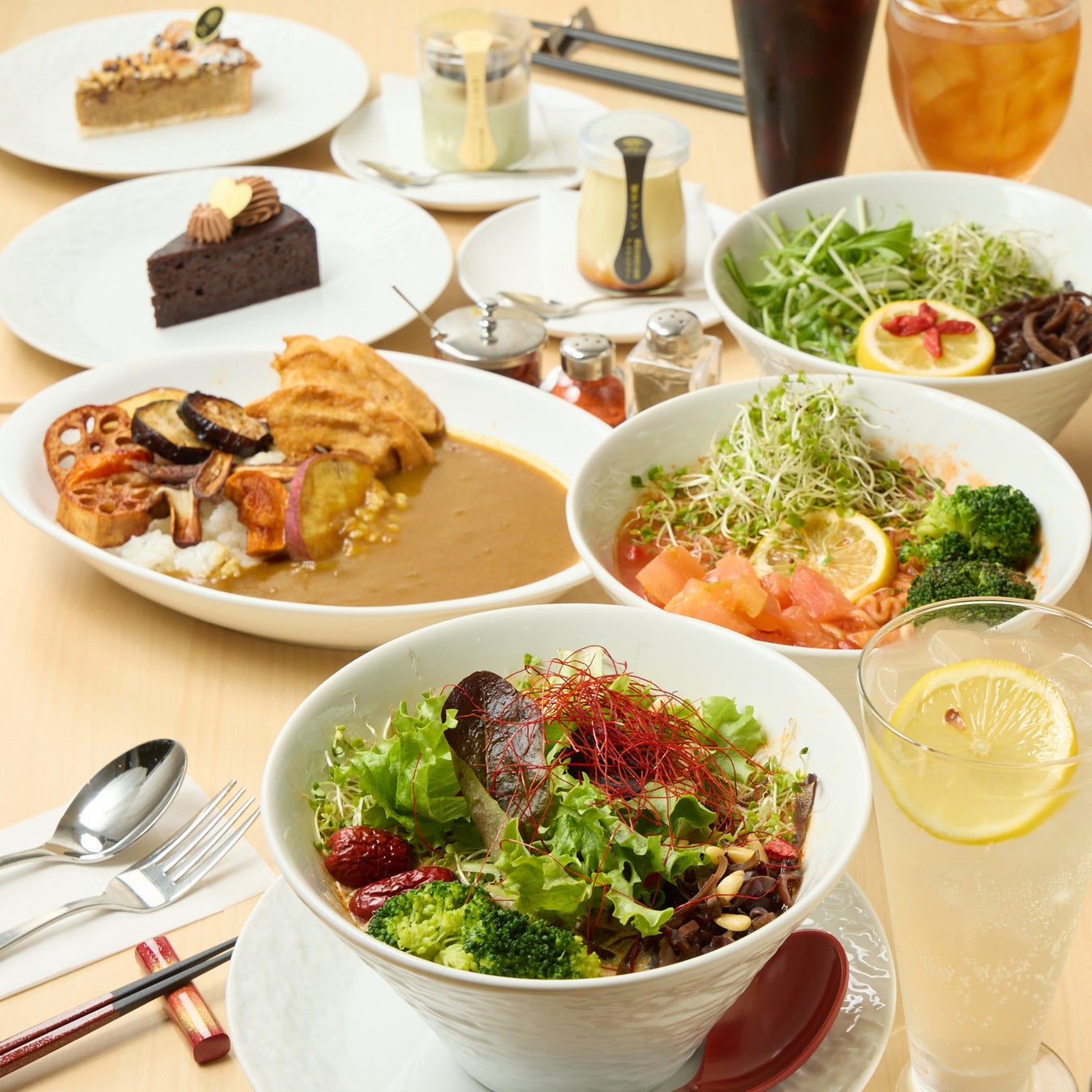 とろ~り生クリームのおいしさを味わう贅沢なデザートヨーグルト ~マスカルポーネ仕立て~「タカナシ 生クリームヨーグルト」