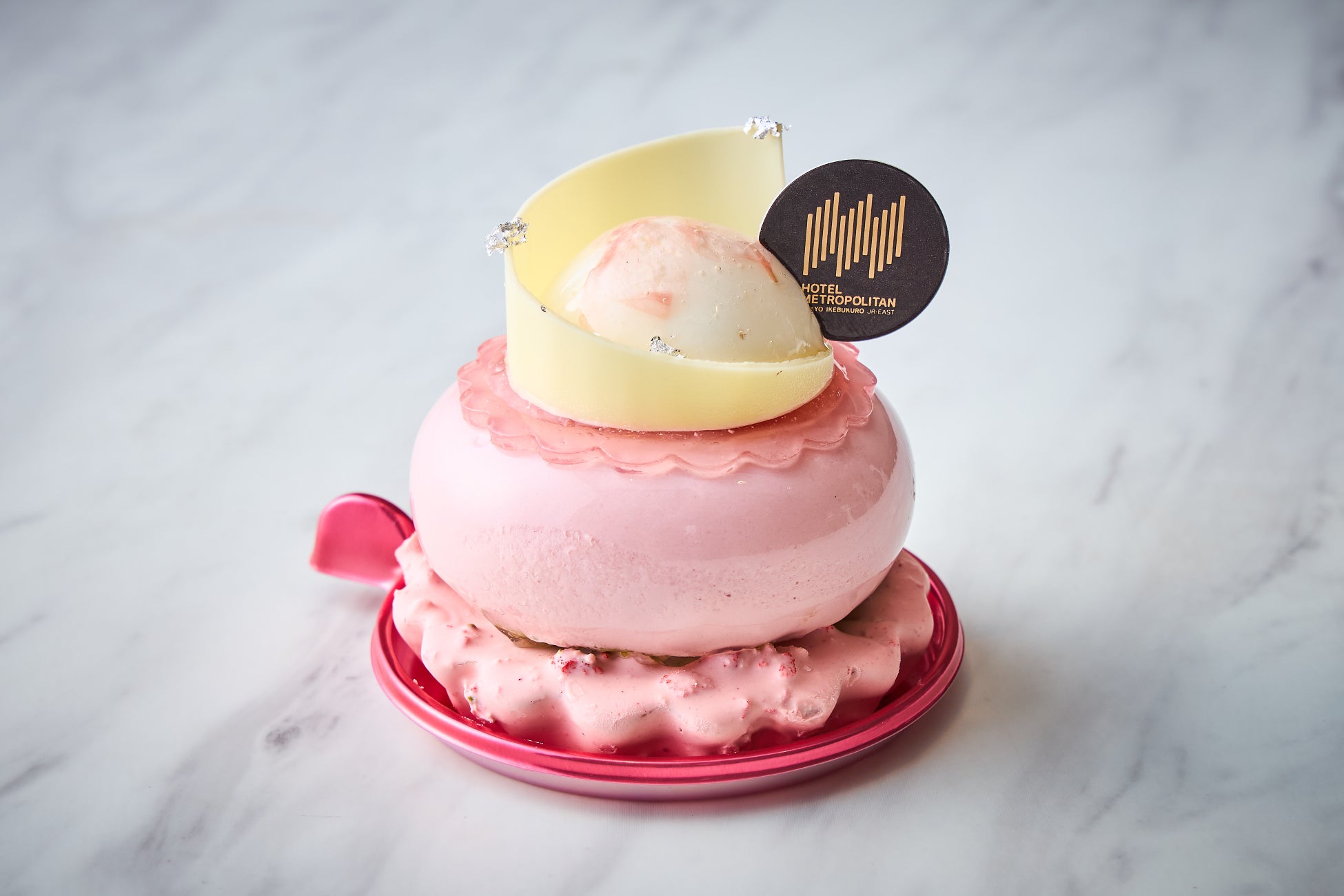 【ホテルメトロポリタン】ホテル特製！色鮮やかな春を彩るご褒美スイーツ＆パン