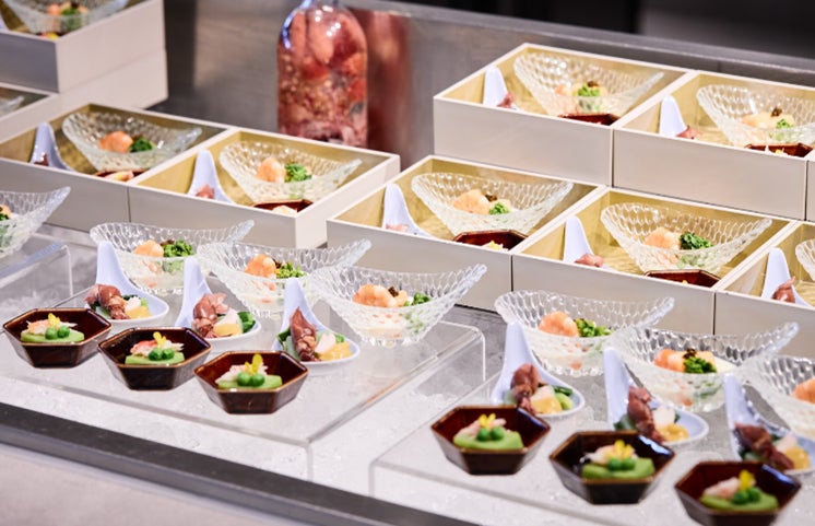 はなをりに春到来！日帰りで楽しめる春のビュッフェと、ストロベリー＆ピーチの新作パルフェのご案内