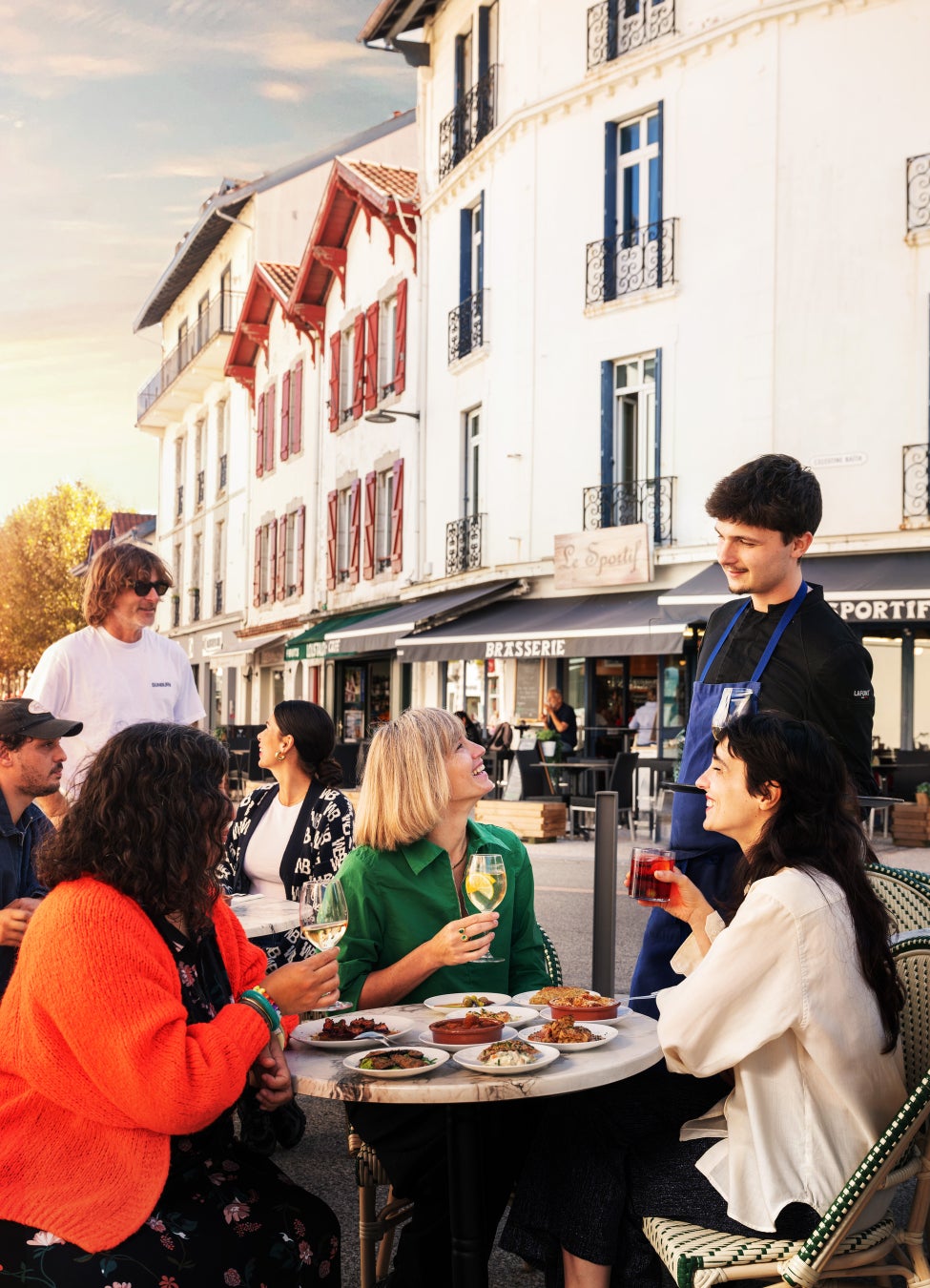【阪急うめだ本店】「フランスフェア2026」独自の文化と美食に溢れ、バカンスを楽しむ人々で賑わうバスクを特集