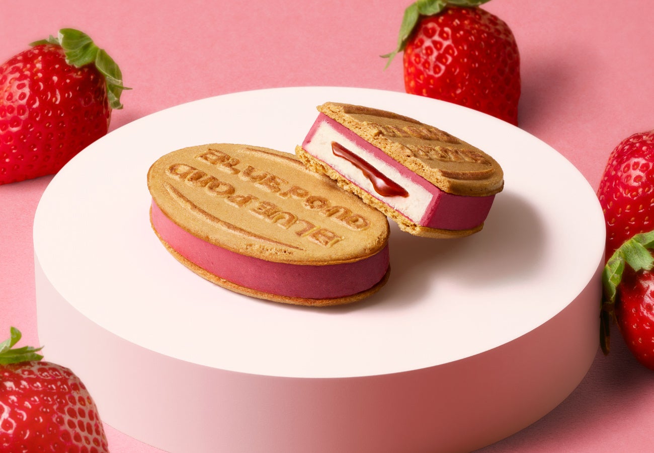 【大丸札幌店】「ブルーポンド」より『ストロベリーキャラメルクリスピー』新発売。北海道余市町産“夏いちご”使用＜北海道発キャラメルミルクスイーツ専門店＞