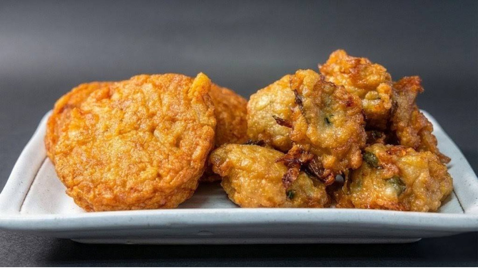 創業56年の老舗が放つ“おつまみ革命”！本場・鹿児島の「突き抜けたさつま揚げ」2種が一般販売開始