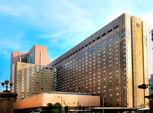 『みんなで食べながら考える会』を開催